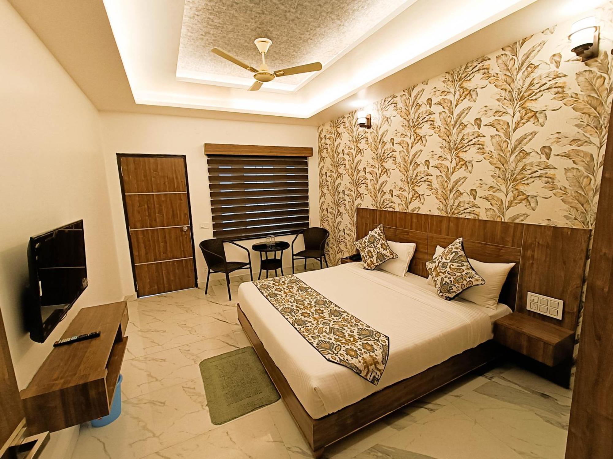 Hotel Cloud Inn, Nainital Ramgarh  Luaran gambar